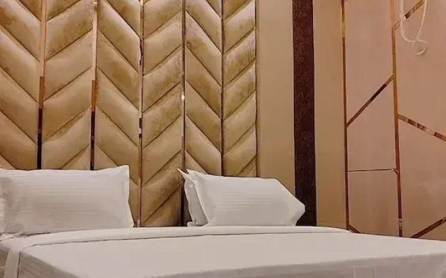 Shraddha Hotel