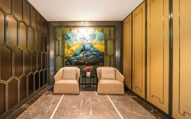 Huawise Hotel