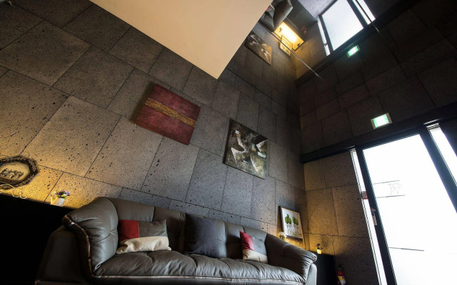 Smart Tourist Hotel