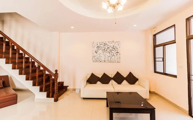 Pratumnak Town Villa By Pattaya Sunny