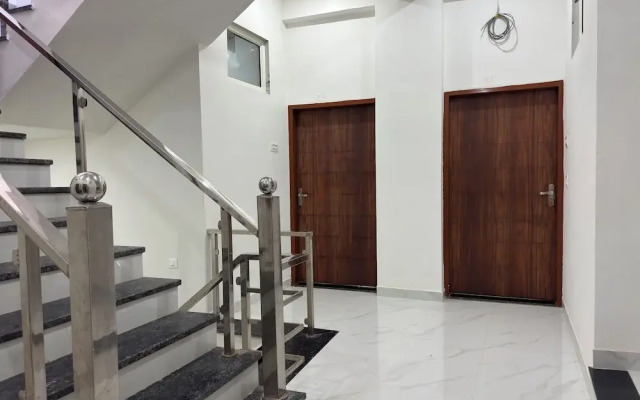 Shree Hanumat Kripa Dham