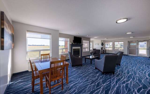 Super 8 by Wyndham Jackson MN