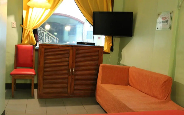 Quoalla Hotel Makati