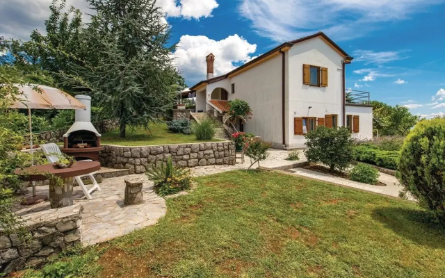 Amazing Home in Matulji With Wifi and 2 Bedrooms