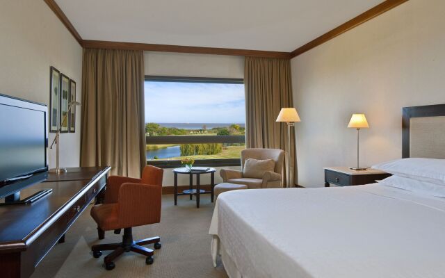 Sheraton Colonia Golf & Spa Resort