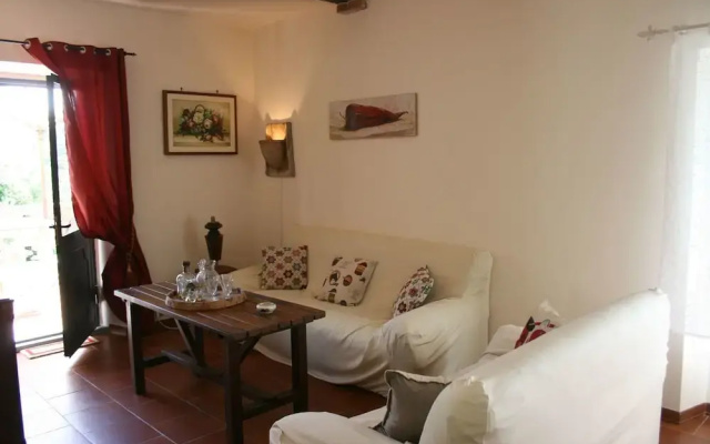 Wonderful Private Villa With Wifi, Private Pool, TV, Terrace, Pets Allowed, Parking, Close to Arezzo