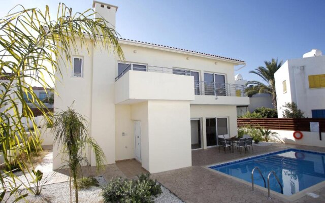 Elise in Protaras With 3 Bedrooms and 2 Bathrooms