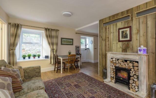 Poppy's Place Cupar