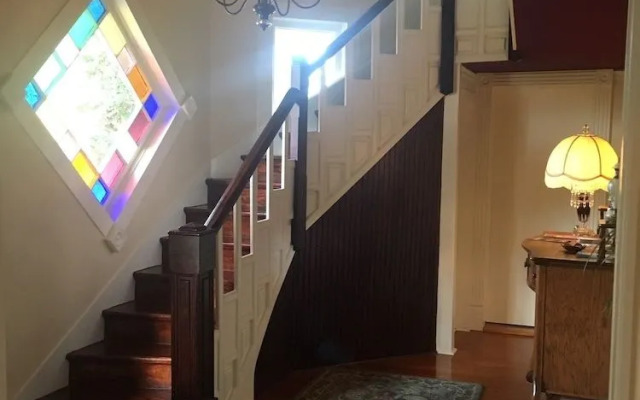 Captain's House on The Lake