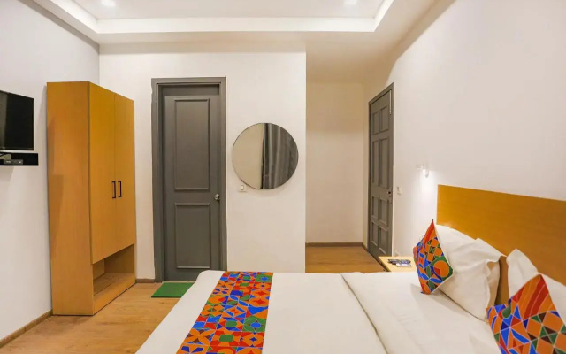 FabHotel Roseman