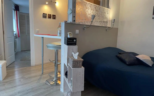 Studio rez-de-chaussée, à Lesquin/Lille aéroport