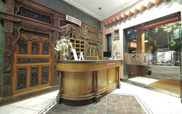 OYO 228 Hotel Lodaya