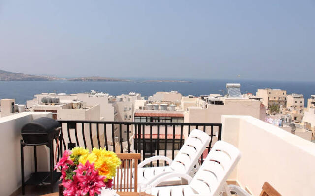 Seashells Self Catering Apartment by Getaways Malta