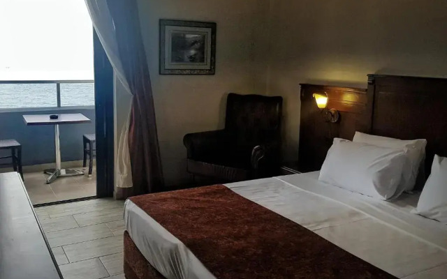 Paralia Beach Boutique Hotel