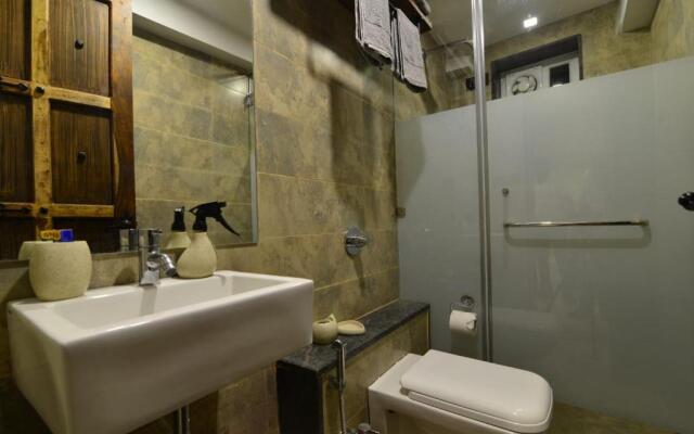 Castle Vintage VillageHouse 6BHK