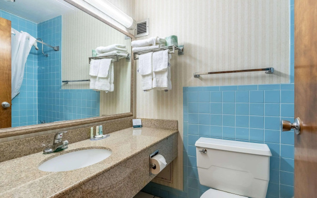 Quality Inn & Suites Albert Lea