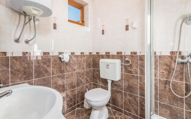 Stunning Apartment in Njivice With Wifi and 2 Bedrooms