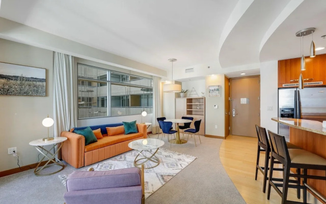 Miami Luxury Executive Apartment