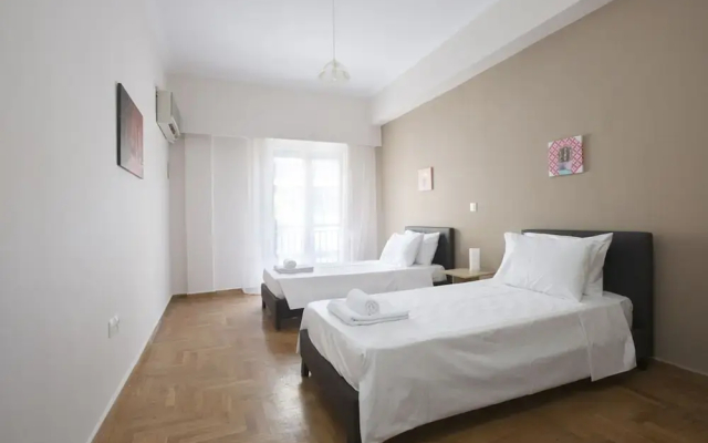 Pop art apartment at Koukaki