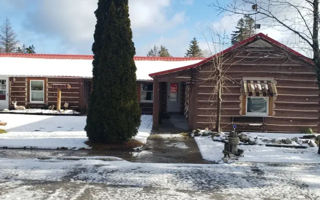 Birchwood Motel