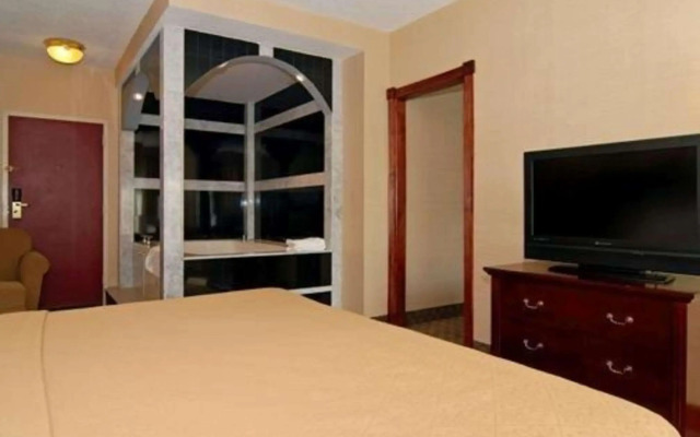 Quality Inn & Suites Bensalem