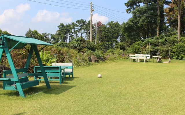 Oreum Guesthouse - Hostel