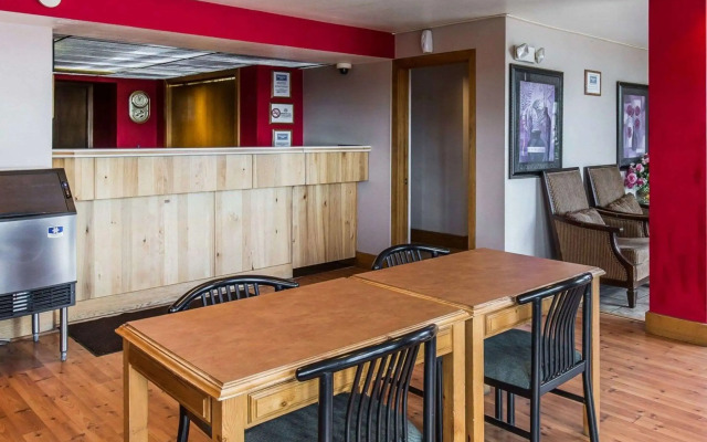 Rodeway Inn Billings Logan Intl Airport, Near St. Vincent Hospital