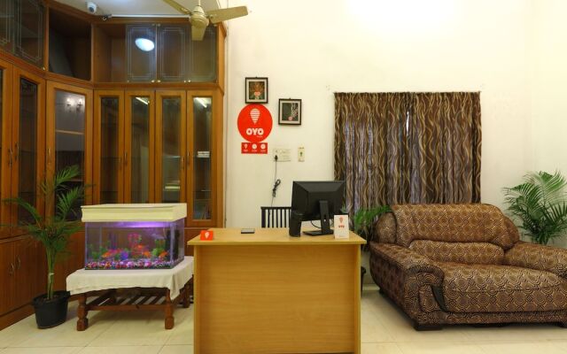 OYO 8033 Premam Service Apartment