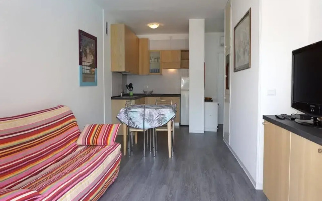 Flat With Shared Pool-beahost