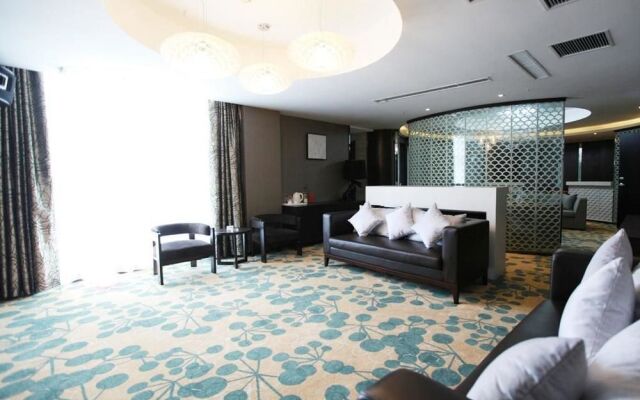 H Exquisite Hotel