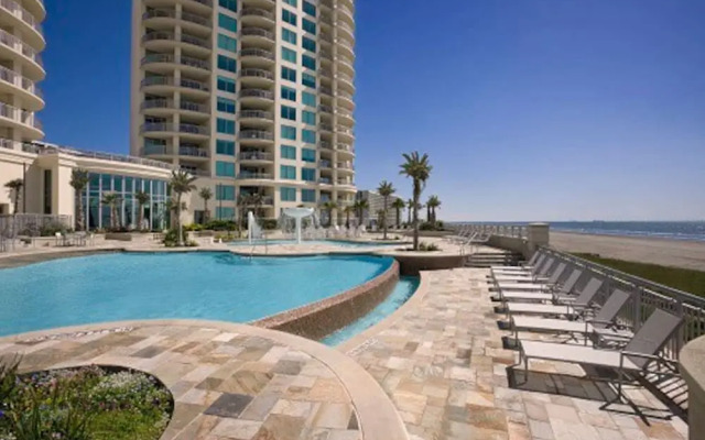 Palisade Palms Oceanfront Condo 5-star Amenities