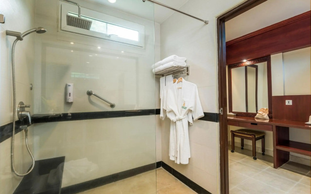 Emporikon Athens Hotel