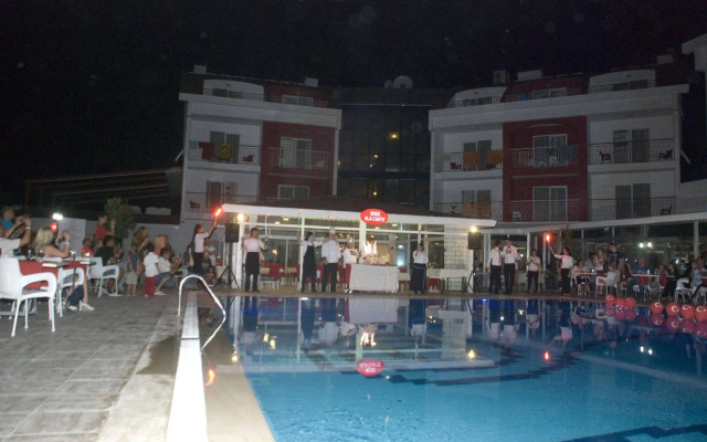 Side Legend Hotel