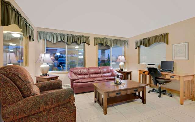 Days Inn by Wyndham International Falls