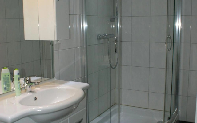 Hotel Rühen, 24 Stunden Check in, kostenfreie Parkplätze