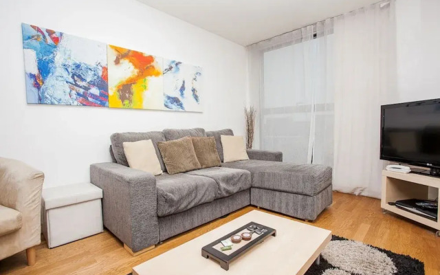 Central 1 Bed near Paddington Station w/ Terrace