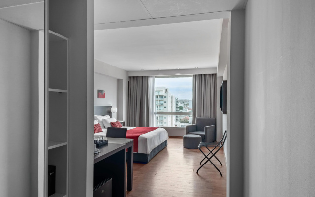 Dazzler by Wyndham Puerto Madryn