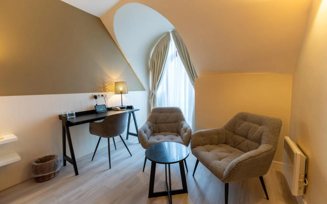 Hotel Acacia