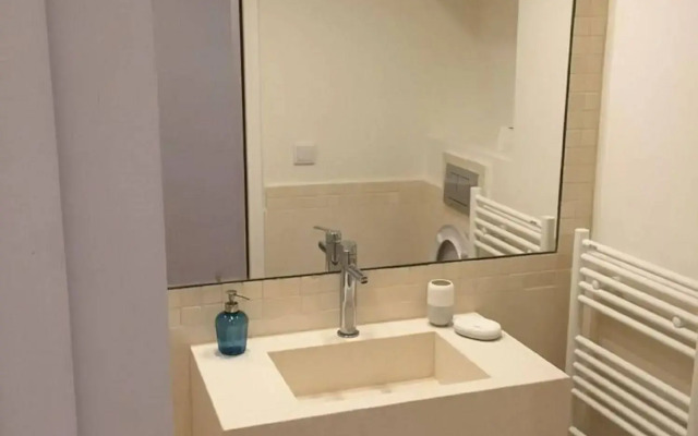 Bellechasse Suite Apartment