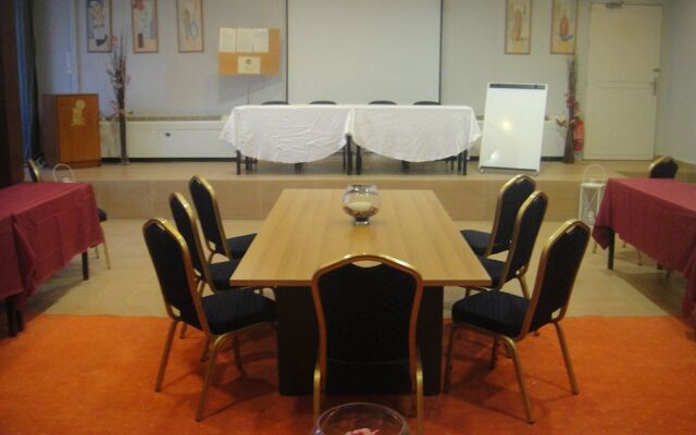 ISTHMIA PRIME HOTEL Ξενοδοχείο