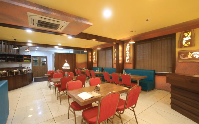 Hotel Loksagar