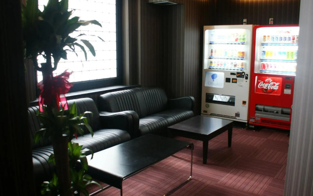 HOTEL LiVEMAX Esaka