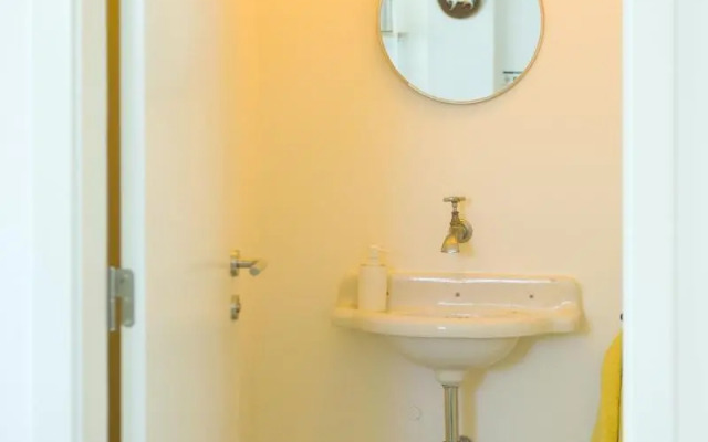 The Holy Cow Hostel Suites