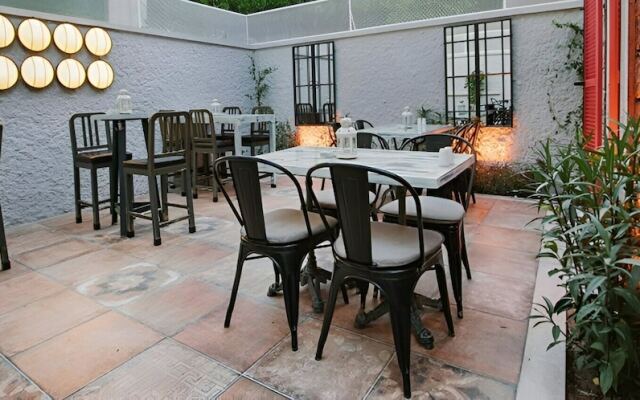 Petite Boutique Apart Hotel