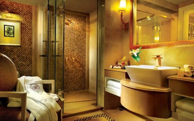 Grand Bay Hotel Zhuhai