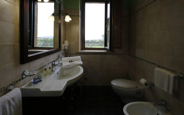 Agriturismo Poggio al Tufo