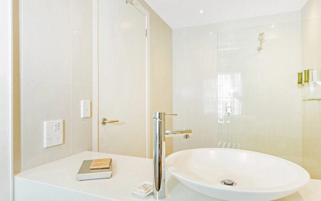 Deep Blue Hotel & Hot Springs