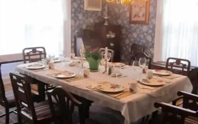 The Dawson House Bed & Breakfast
