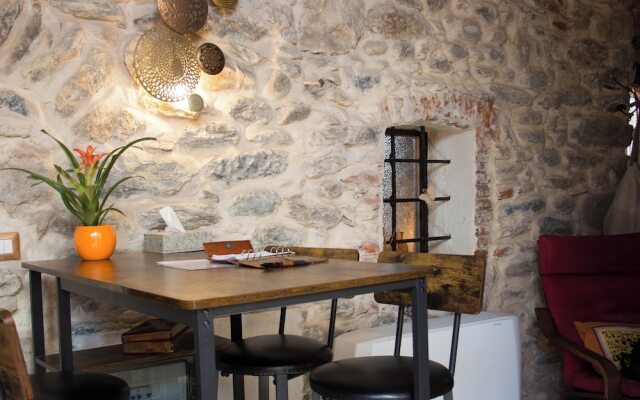 CasaRosada Wellness Guest House