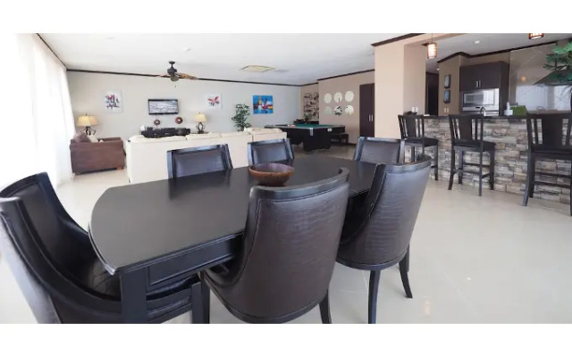 Condominio Diamante del Sol by CRHR